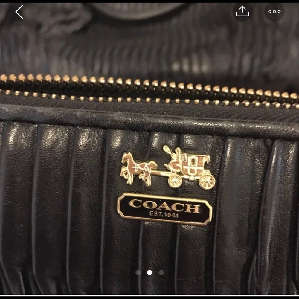 Coach purse - Picture 2 of 3